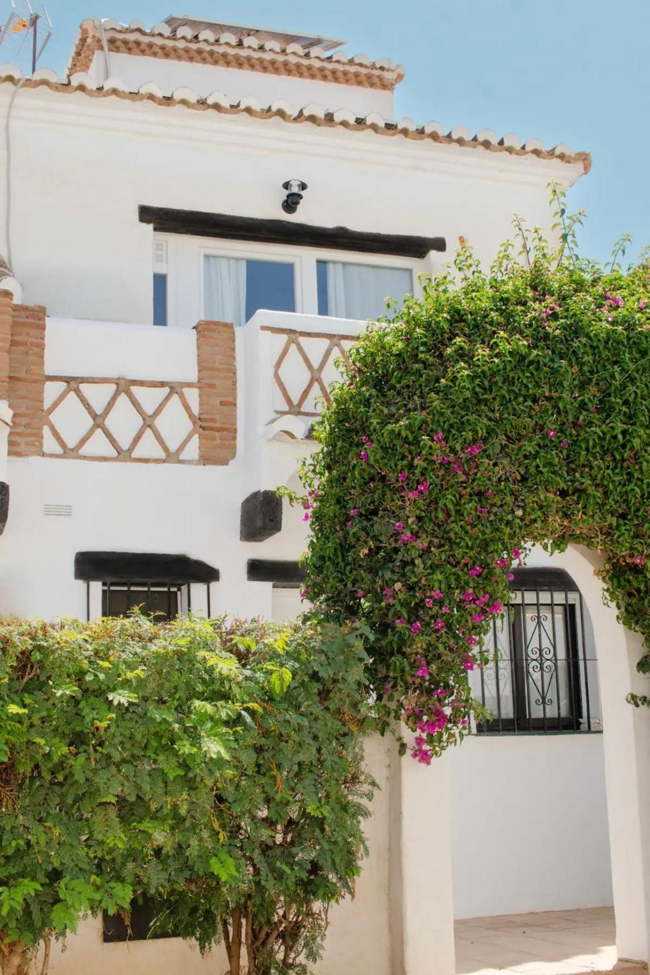 Mijas Costa - Beachside Apartment-B Sitio de Calahonda Exterior foto