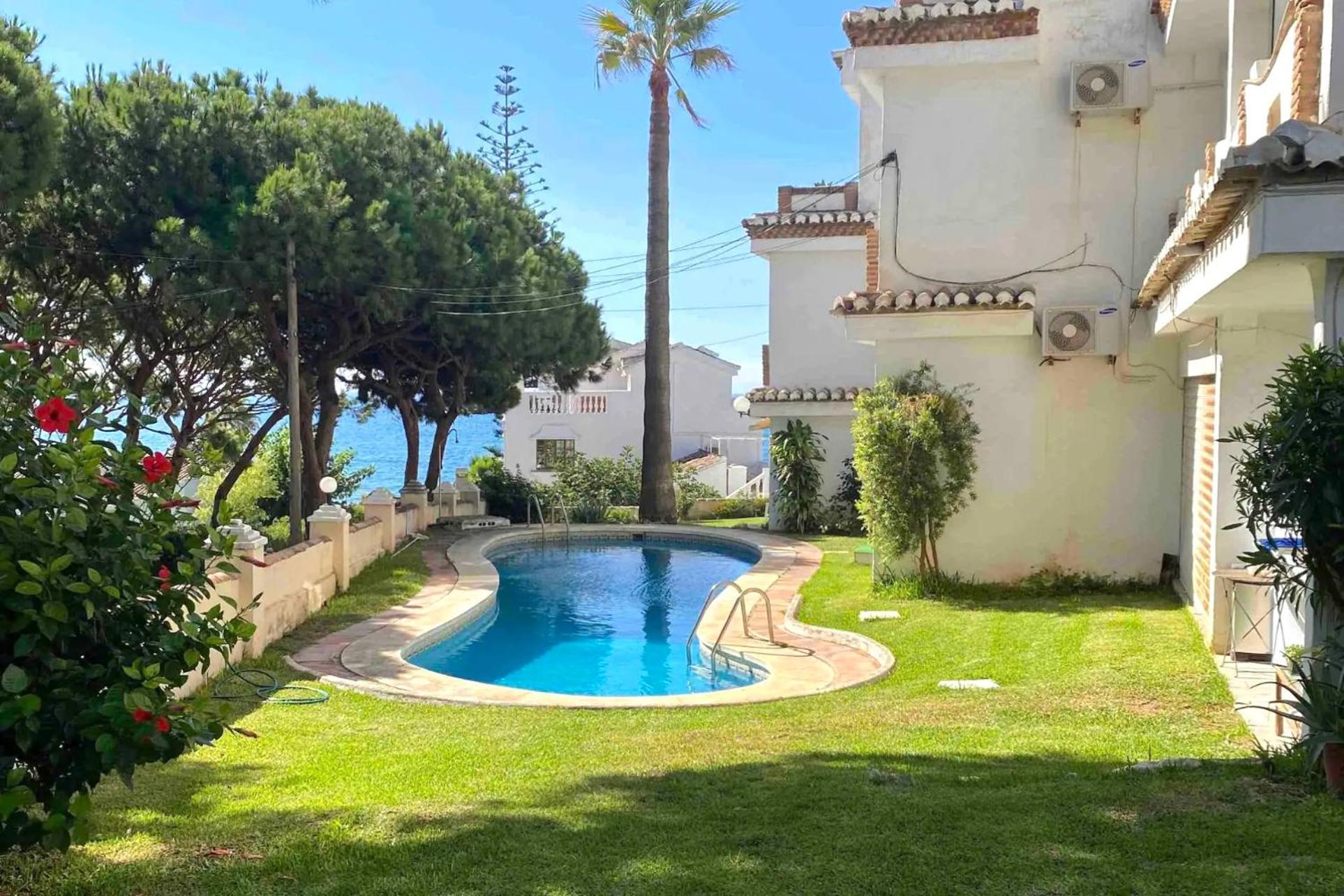 Mijas Costa - Beachside Apartment-B Sitio de Calahonda Exterior foto